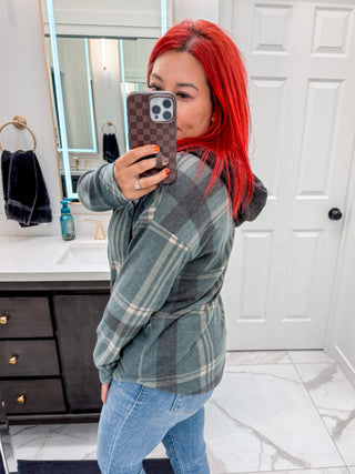 Cabin Cutie Shaket