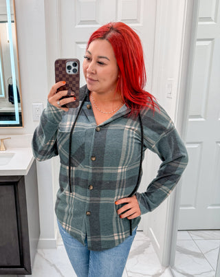 Cabin Cutie Shaket