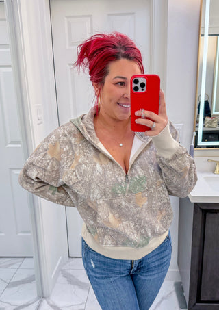 Camo babe 1/2 Zip Hoodie