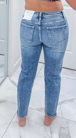 Amelia Stretchy Mom Jeans