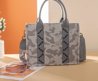 Wrangler Camo Print Tote/Crossbody -Grey